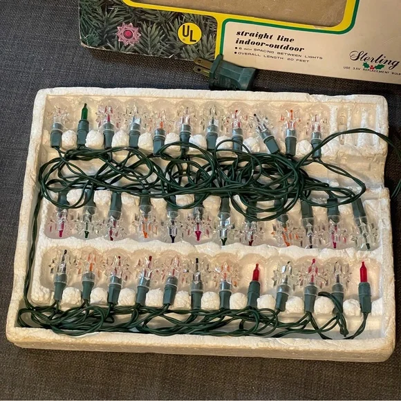 Vintage WORKING Crystal Star Christmas Lights Strand of 35 - Picture 2 of 4